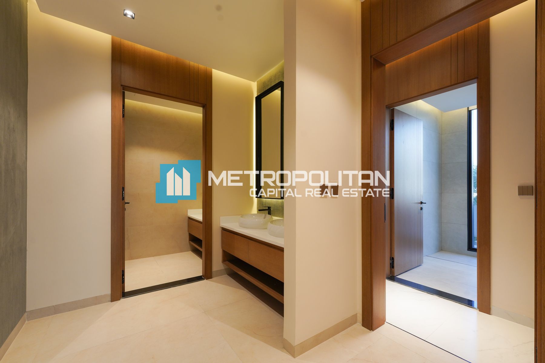 Single Row |Stunning View | Ultra-Luxury | Terrace