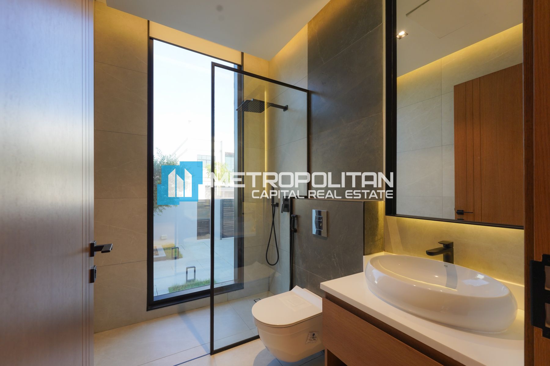 Single Row |Stunning View | Ultra-Luxury | Terrace