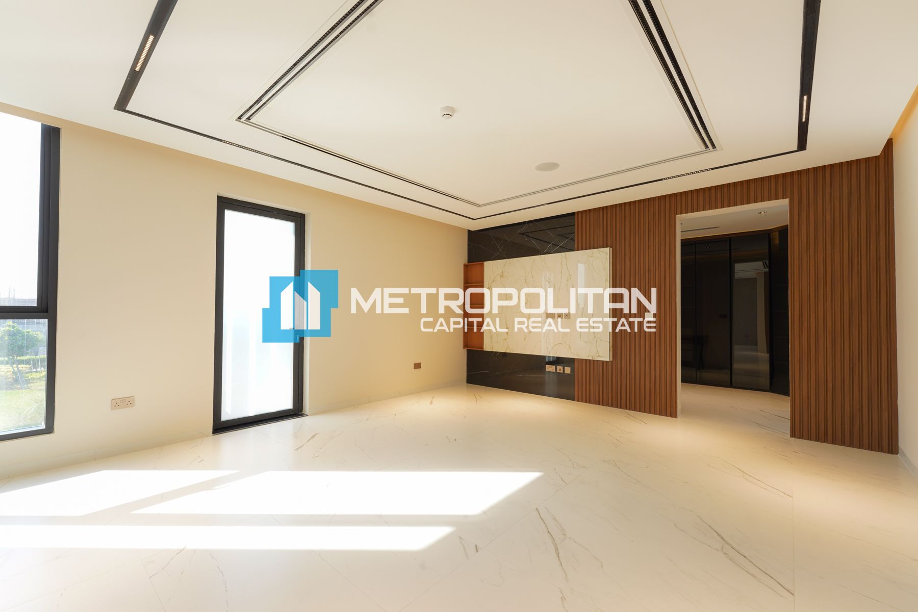 Single Row |Stunning View | Ultra-Luxury | Terrace