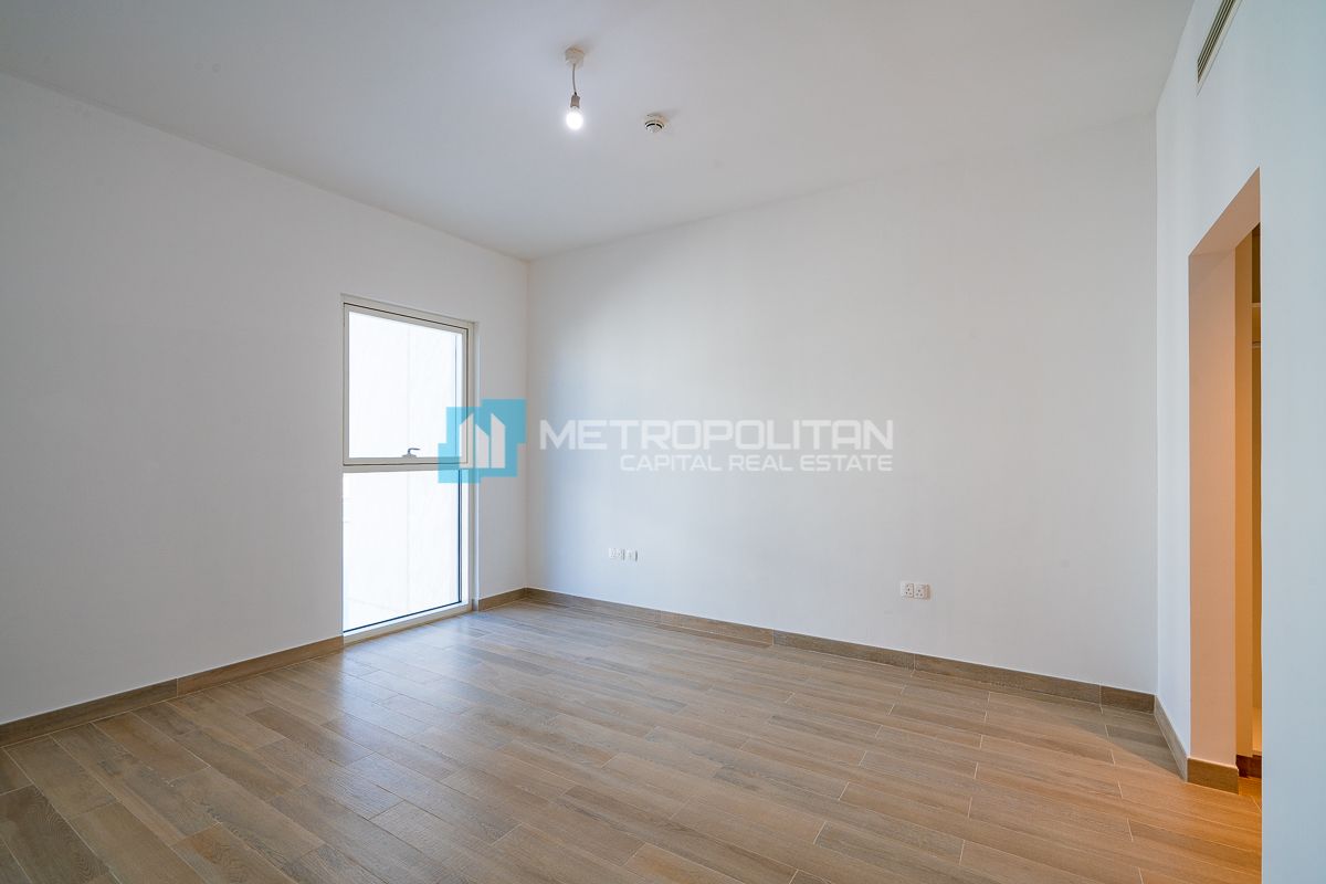 Partial canal View | Prime Location | Balcony