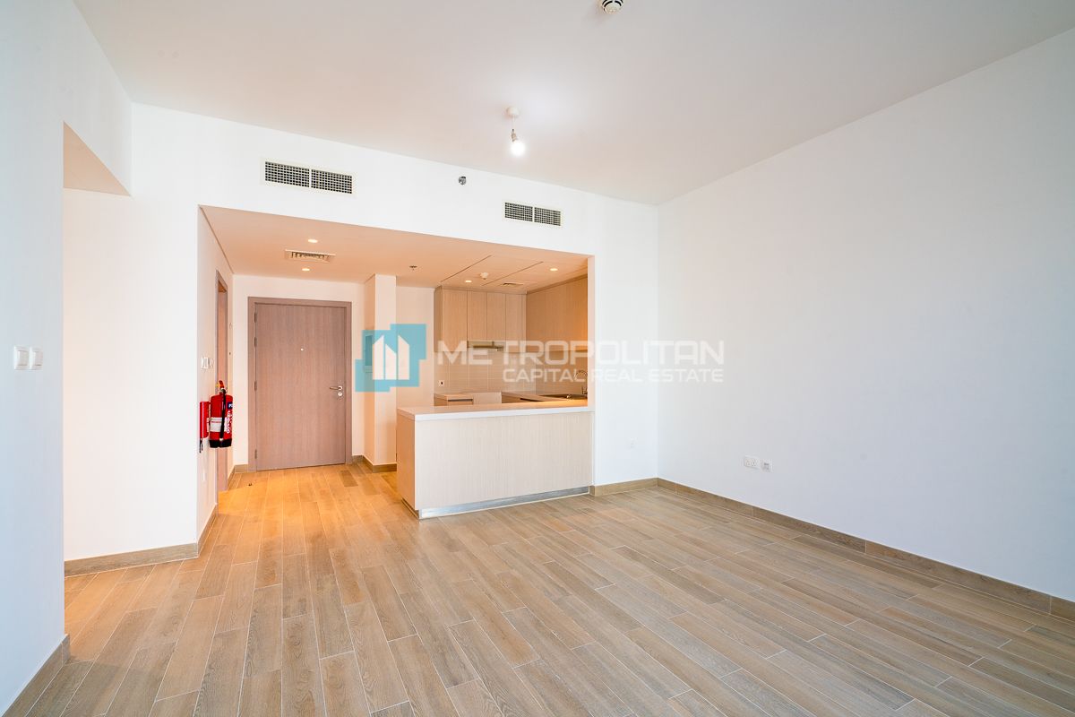 Partial canal View | Prime Location | Balcony