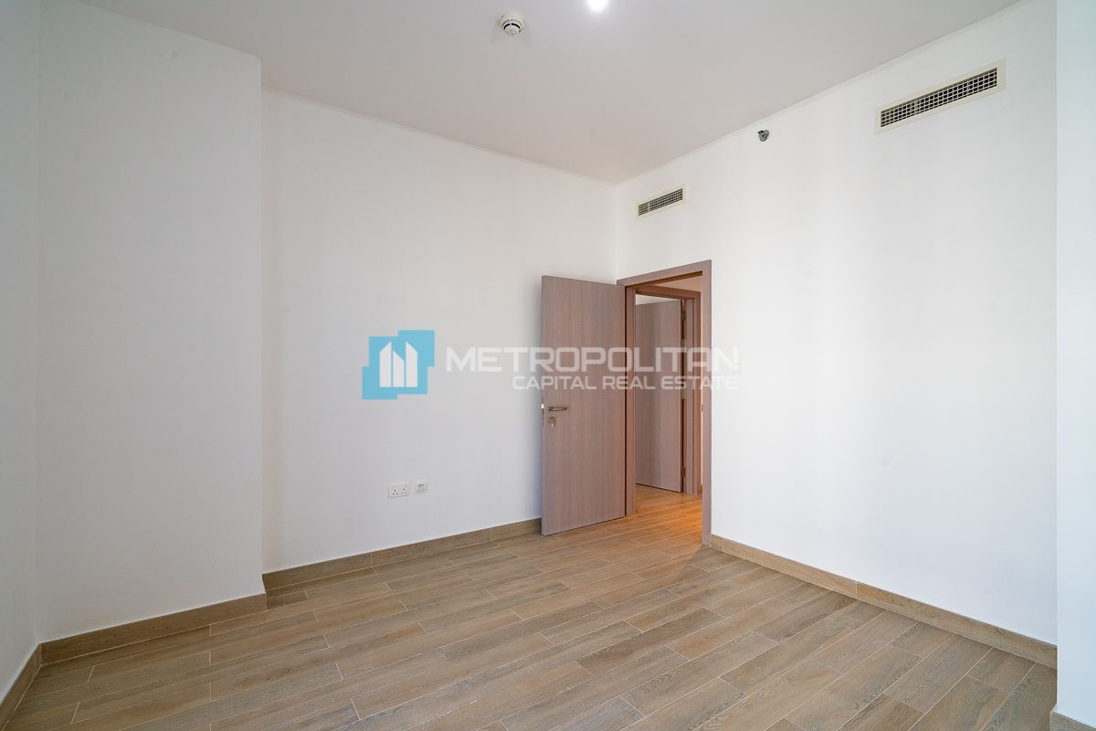 Partial canal View | Prime Location | Balcony