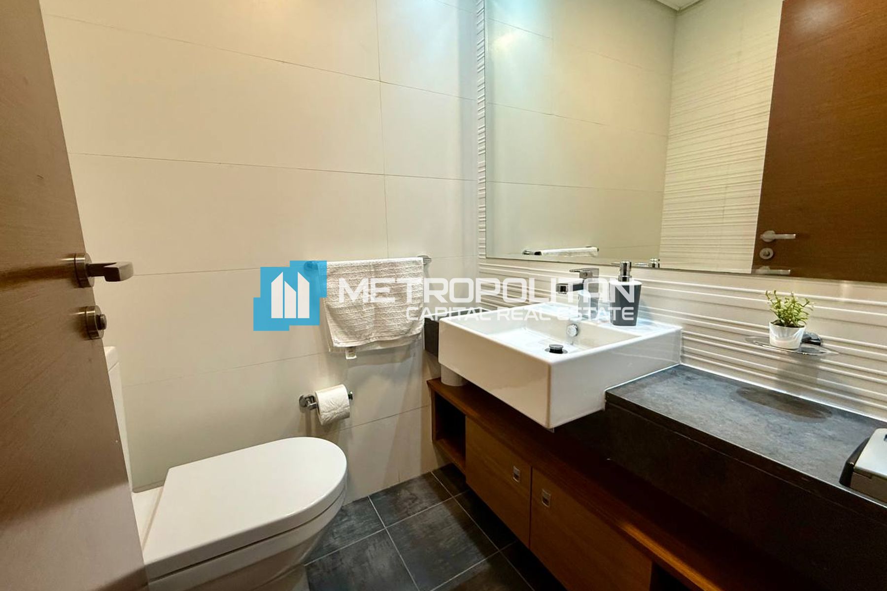 Pool and Canal View | High Floor | Modern 1BR Unit