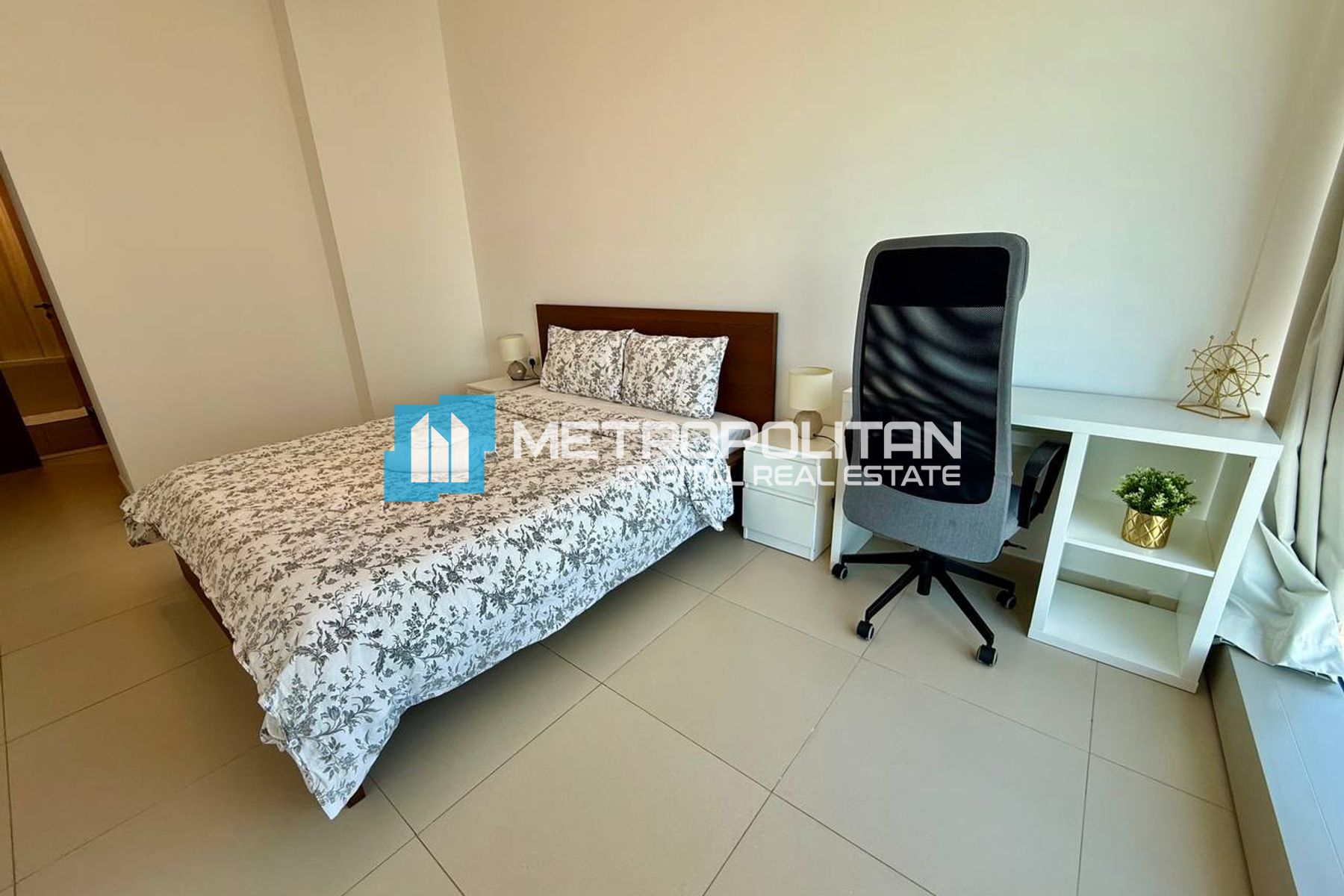 Pool and Canal View | High Floor | Modern 1BR Unit