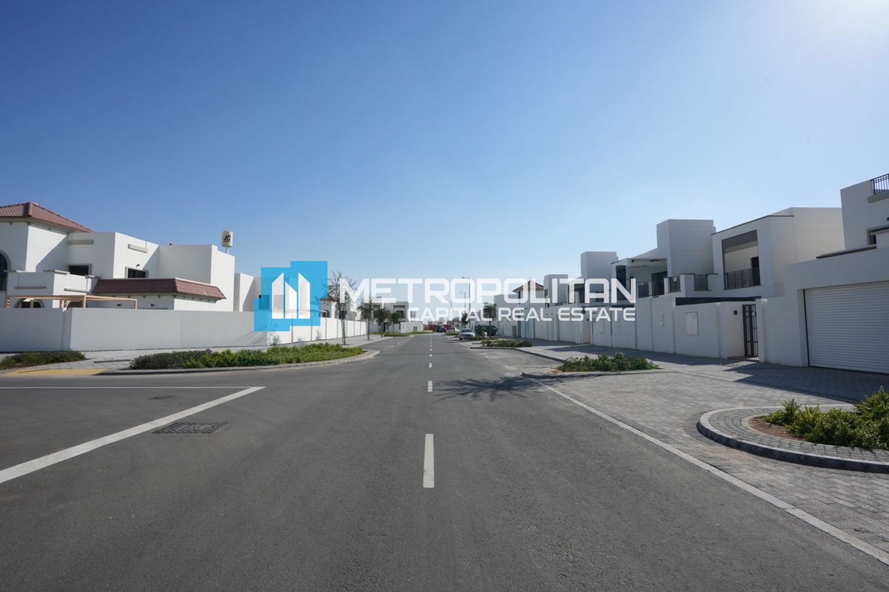 Corner | Single Row | Large Plot | Ready to Move