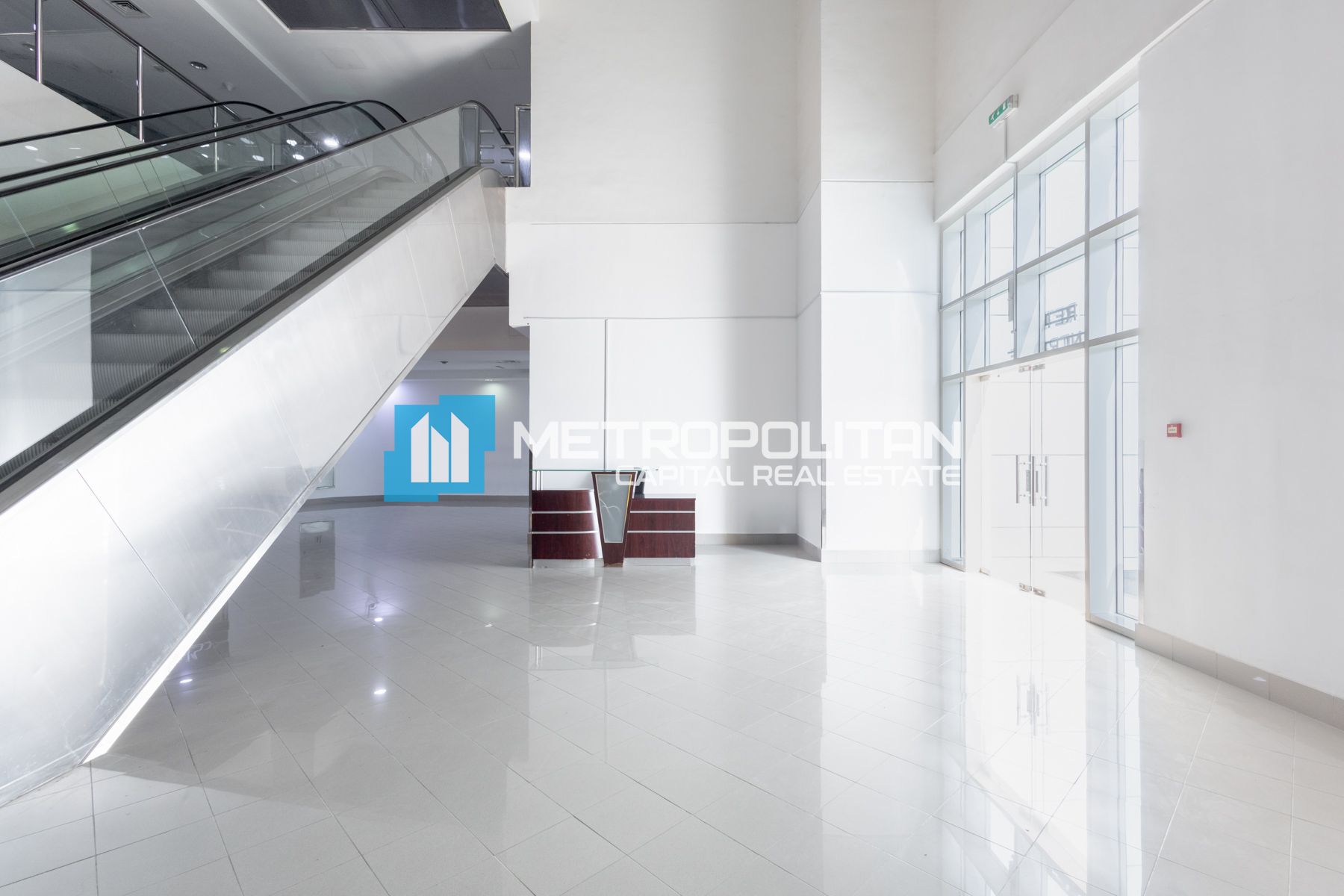 Retail Shop I Vacant I 2 Parking I Ready To Move