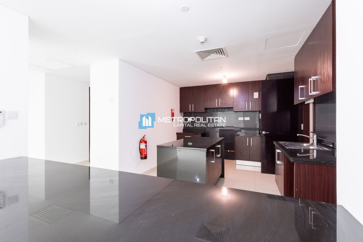 Marina View | Vacant Unit | 3 BR with Maids