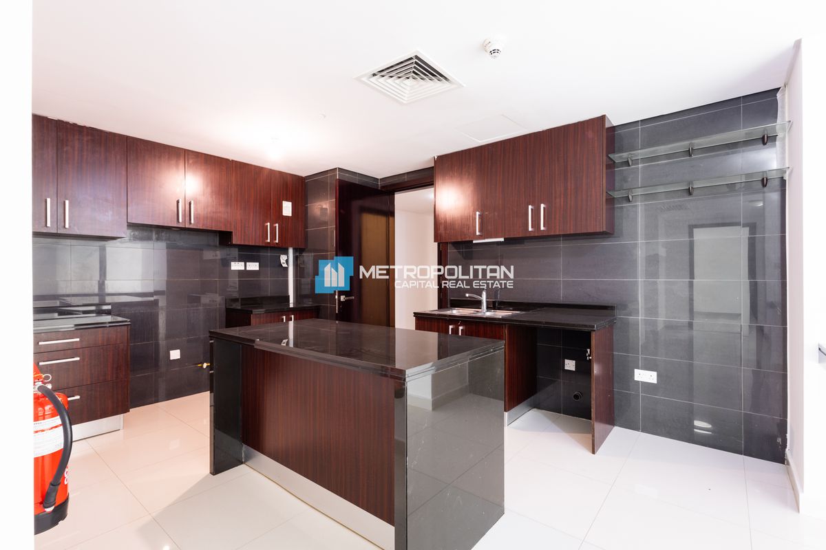 Marina View | Vacant Unit | 3 BR with Maids