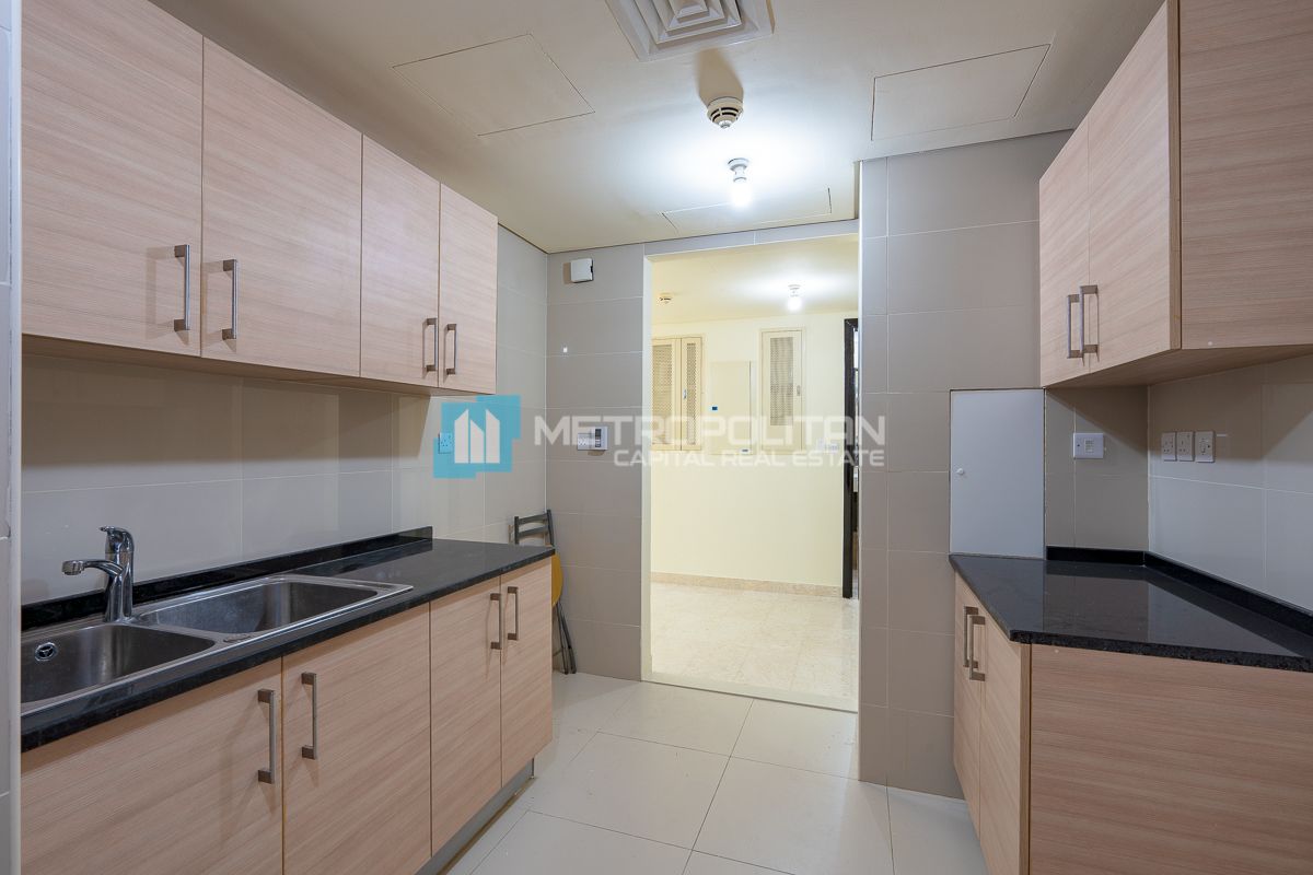 1BR with Storage | High Floor | High End Finishes