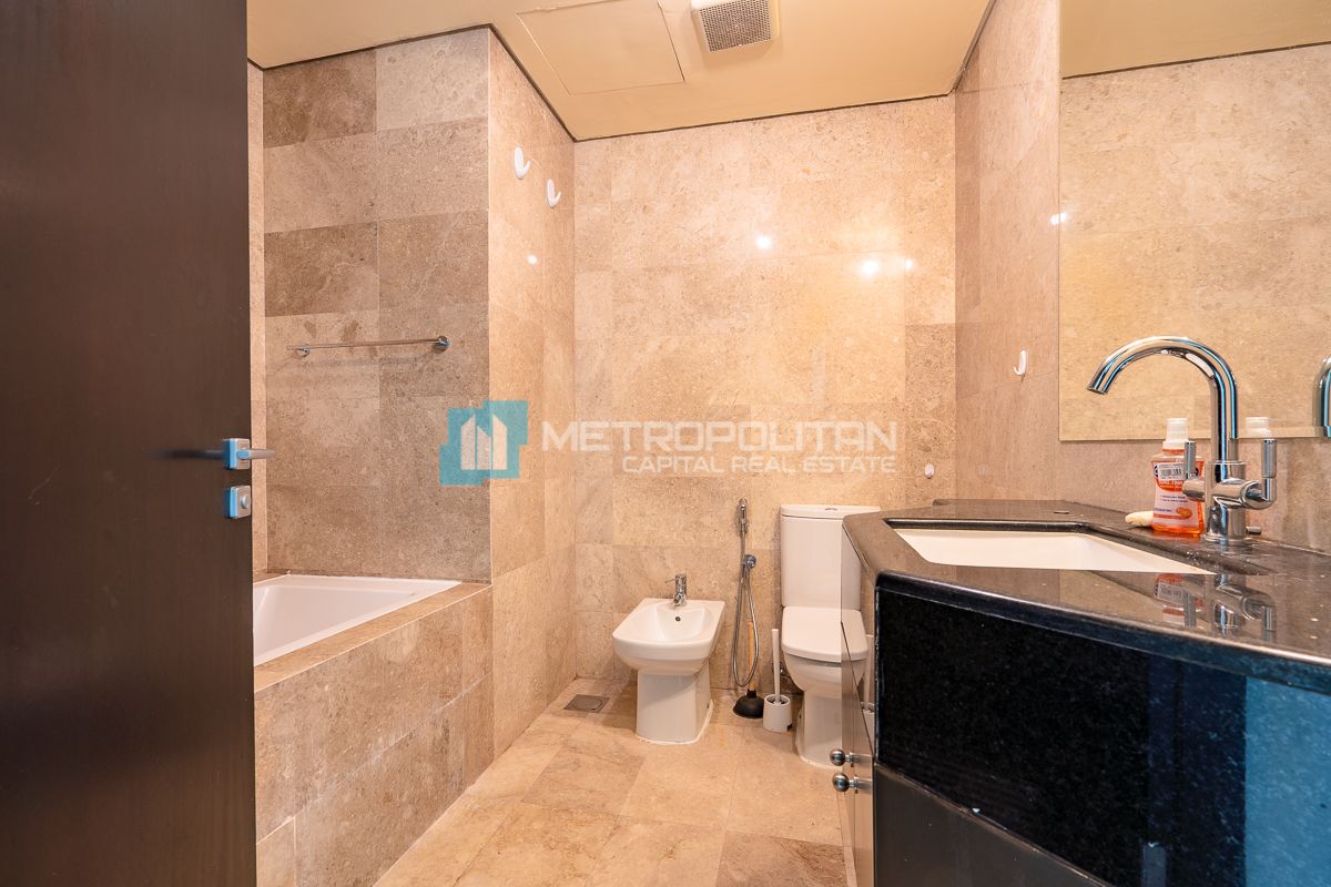 1BR with Storage | High Floor | High End Finishes