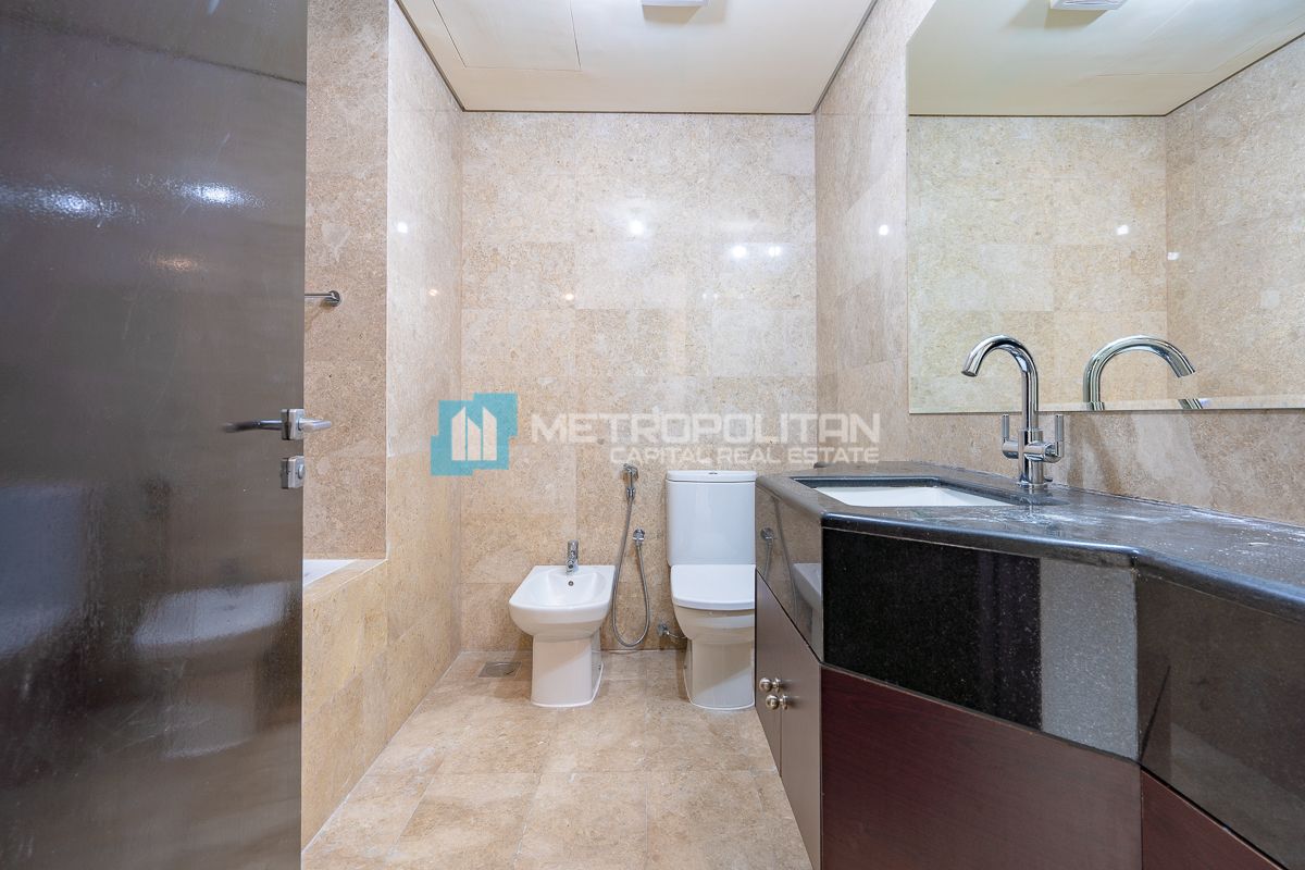 1BR with Storage | High Floor | High End Finishes
