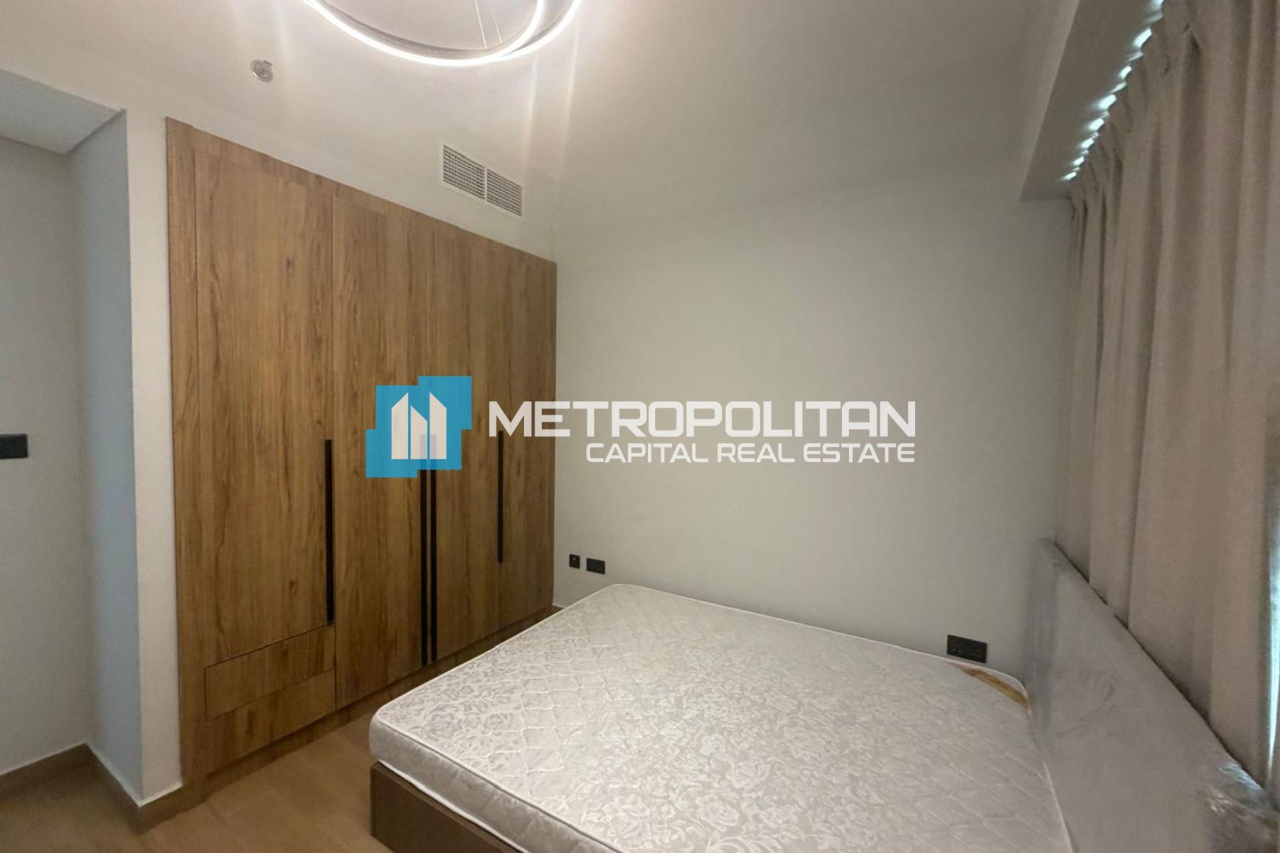 Duplex 3BR w/ Balcony| Canal View| Semi Furnished