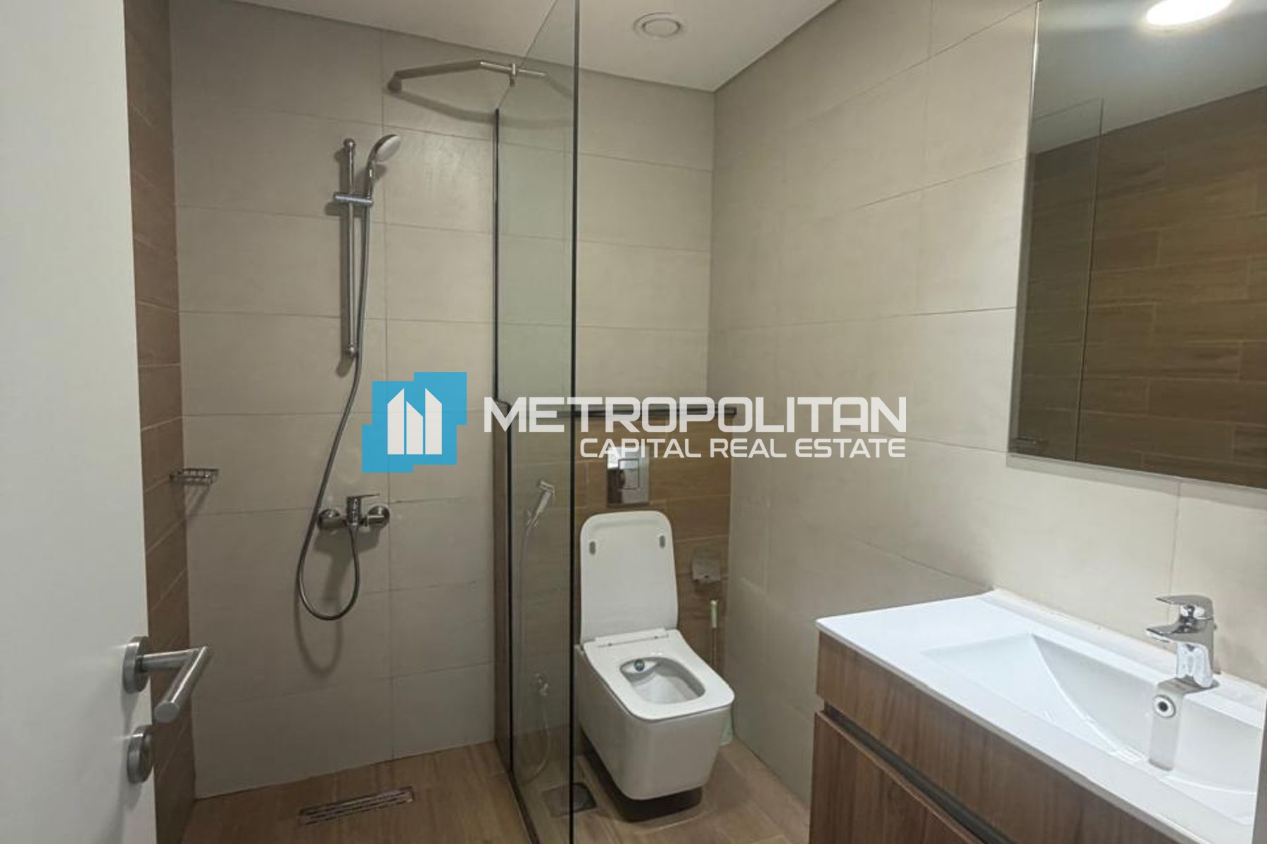 Duplex 3BR w/ Balcony| Canal View| Semi Furnished
