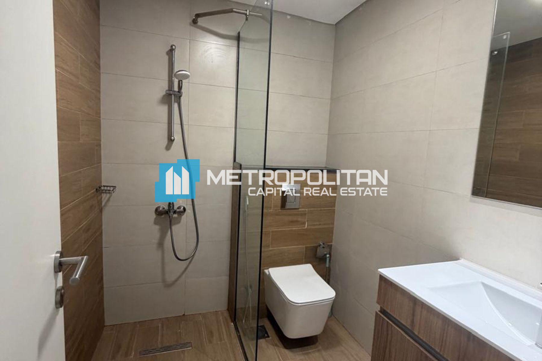 Duplex 3BR w/ Balcony| Canal View| Semi Furnished