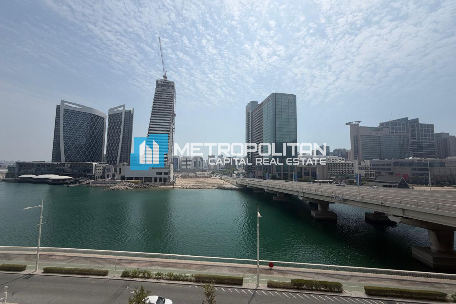 Duplex 3BR w/ Balcony| Canal View| Semi Furnished