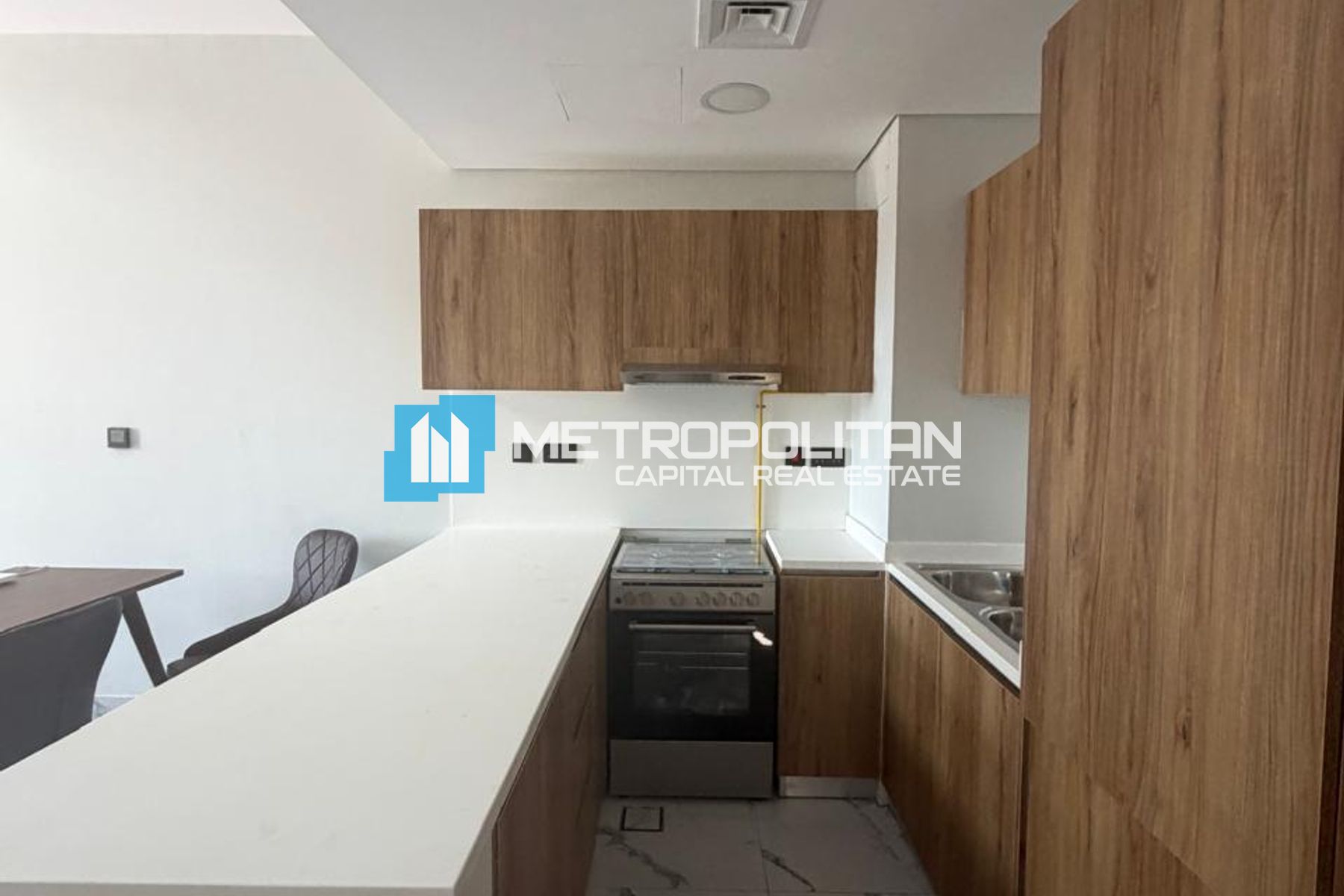 Duplex 3BR w/ Balcony| Canal View| Semi Furnished