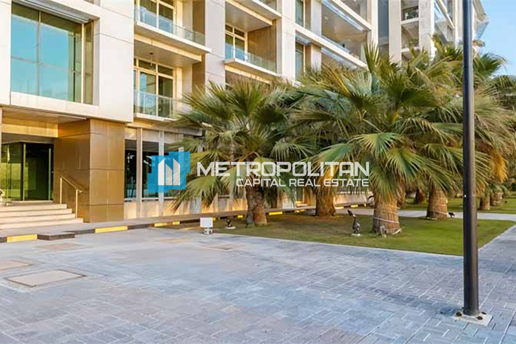 Prime Waterfront Retail | Sea View | Vacant soon