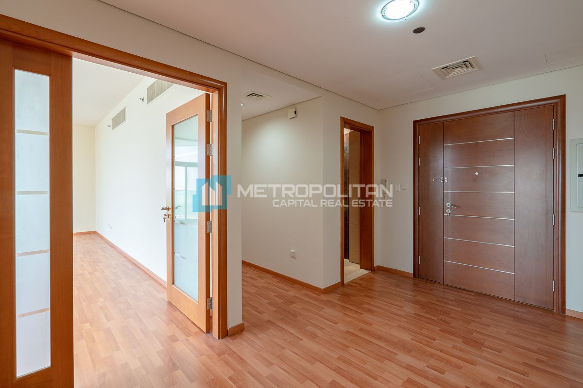 Mangrove View | Fully Furnished | Closed Kitchen