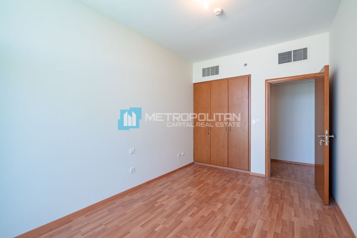 Mangrove View | Fully Furnished | Closed Kitchen