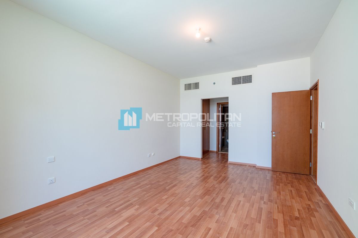 Mangrove View | Fully Furnished | Closed Kitchen