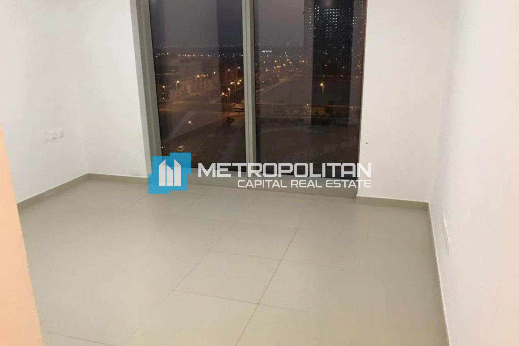 1BR Apartment for Sale in The Gate Tower 3, Al Reem Island - MCS-48757