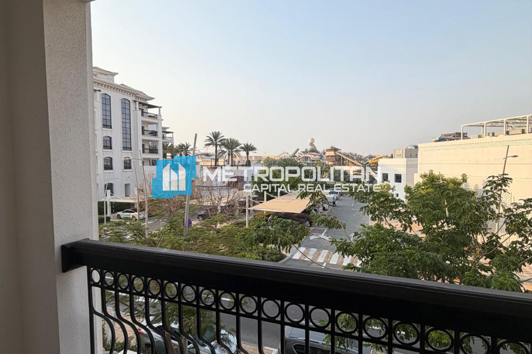 2BHK w/ Laundry|Community Water World View|Vacant