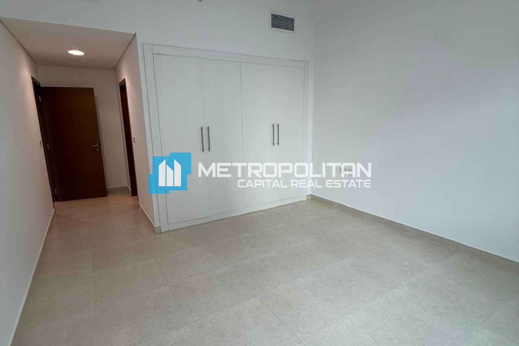 2BHK w/ Laundry|Community Water World View|Vacant
