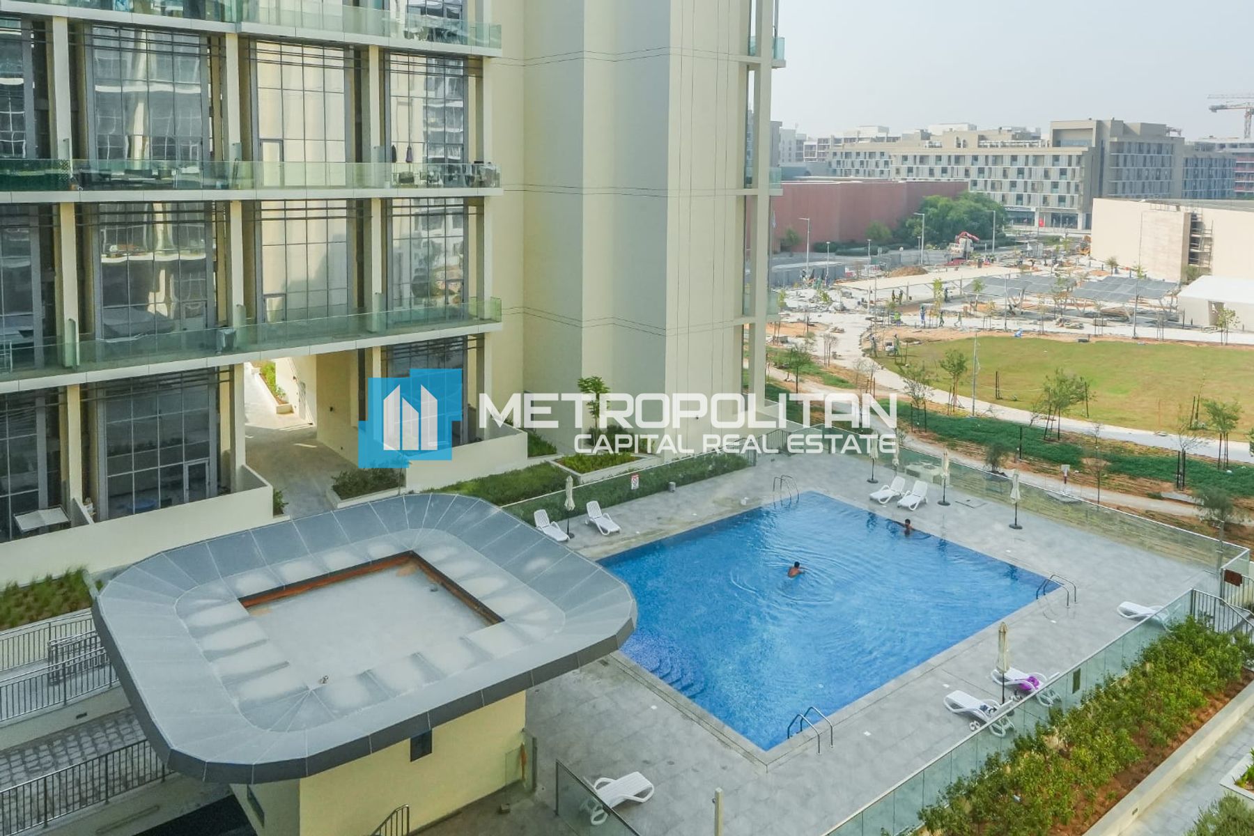 Fully Furnished | 1BR w/ Balcony | Garden View