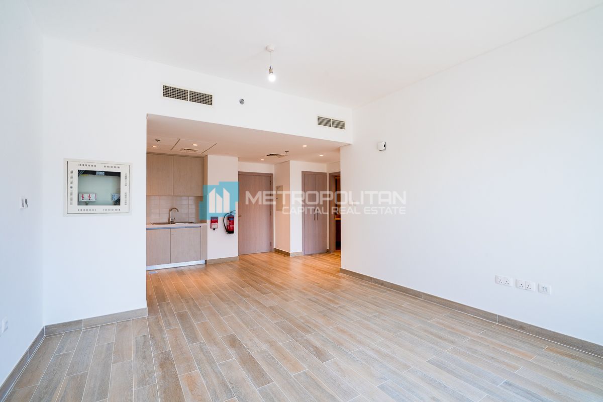 1BR Apartment for Sale in Waters Edge, Yas Island - MCS-48934