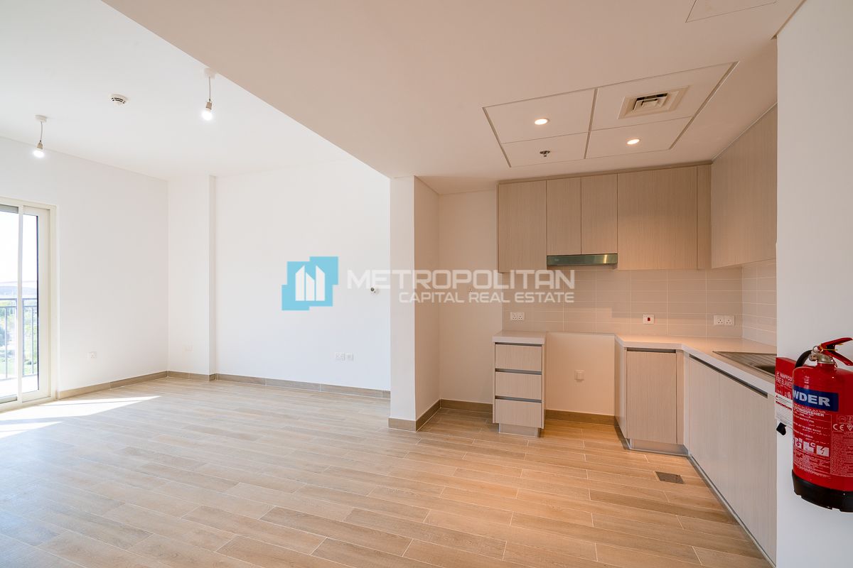 High Floor | Partial Canal View | Vacant Unit