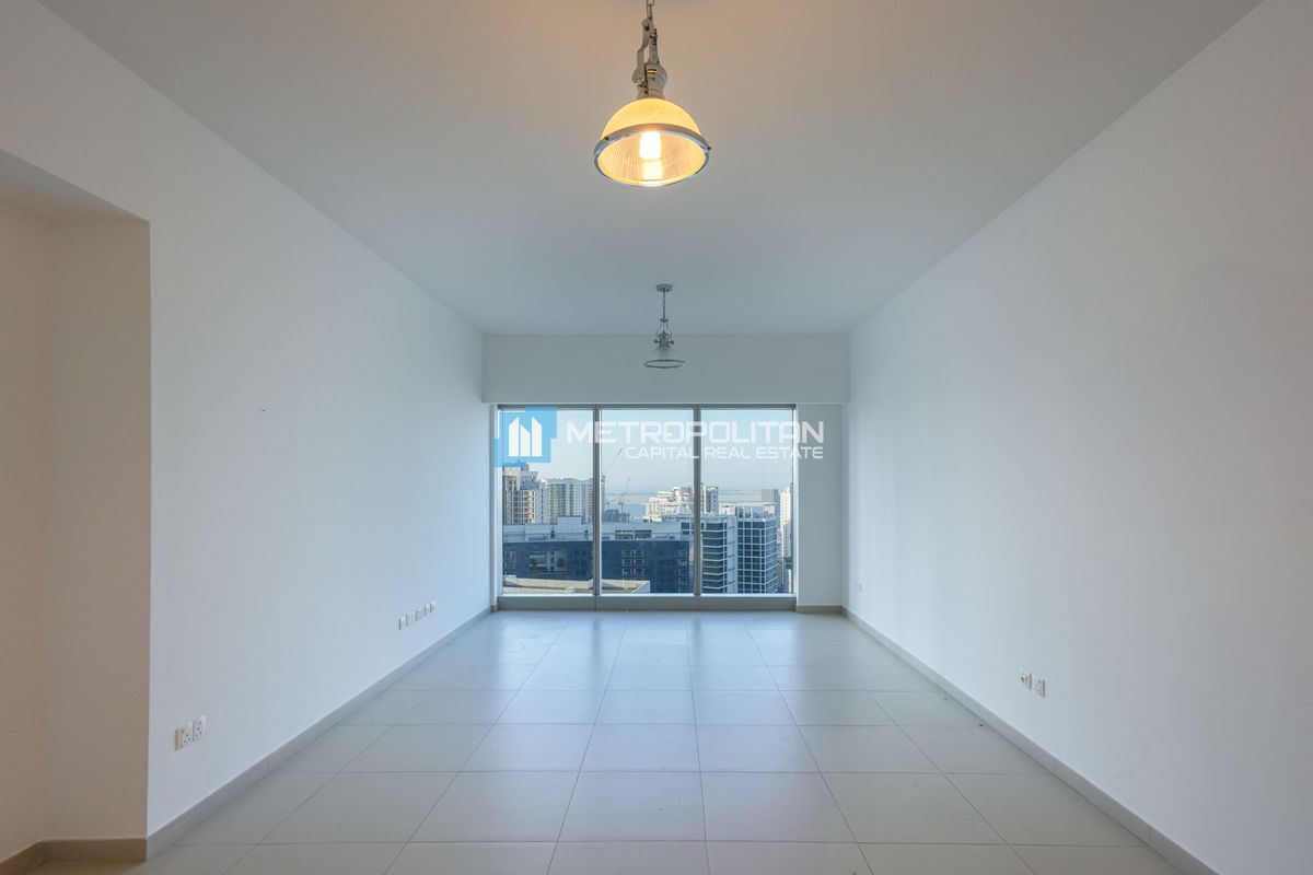 1BR Apartment for Sale in The Gate Tower 3, Al Reem Island - MCS-48941
