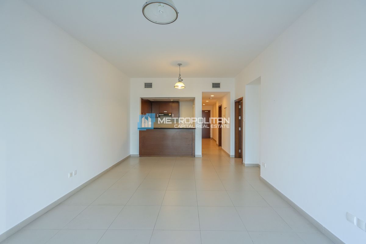 1BR Apartment for Sale in The Gate Tower 3, Al Reem Island - MCS-48941