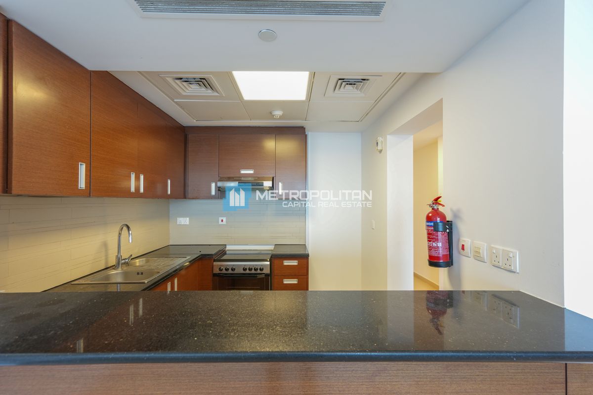 Modern 1BR | Pool And City View | Motivated Seller