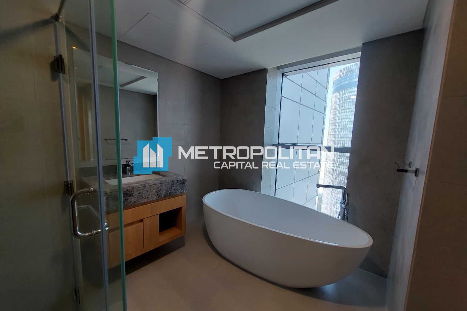 Canal View | Corner 2BR+M w/ Balcony | High Floor