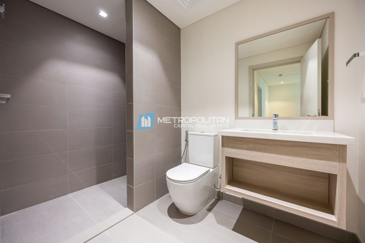 Beautiful 3BR+M| Ready to Move In | Prime Location