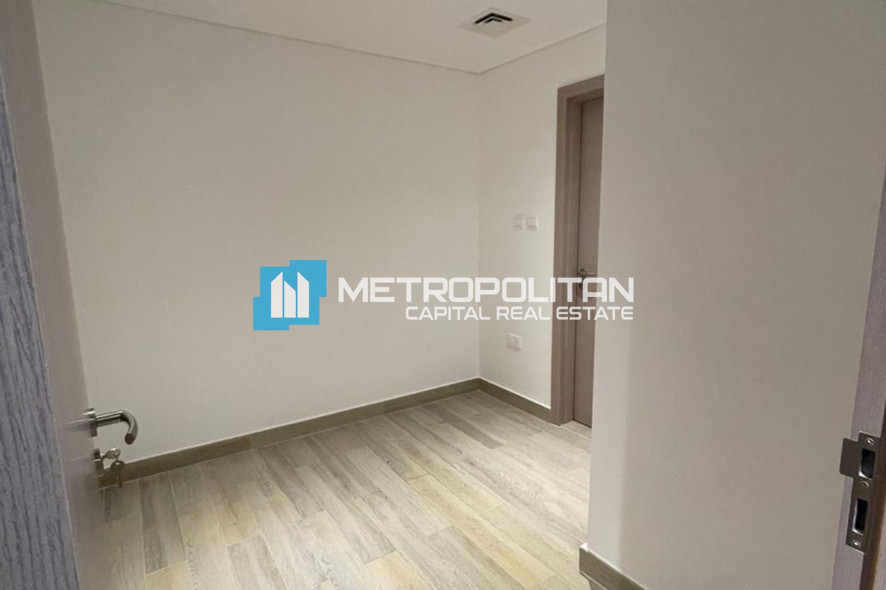 شقة للبيع في Waters Edge، Yas Island - MCS-49003