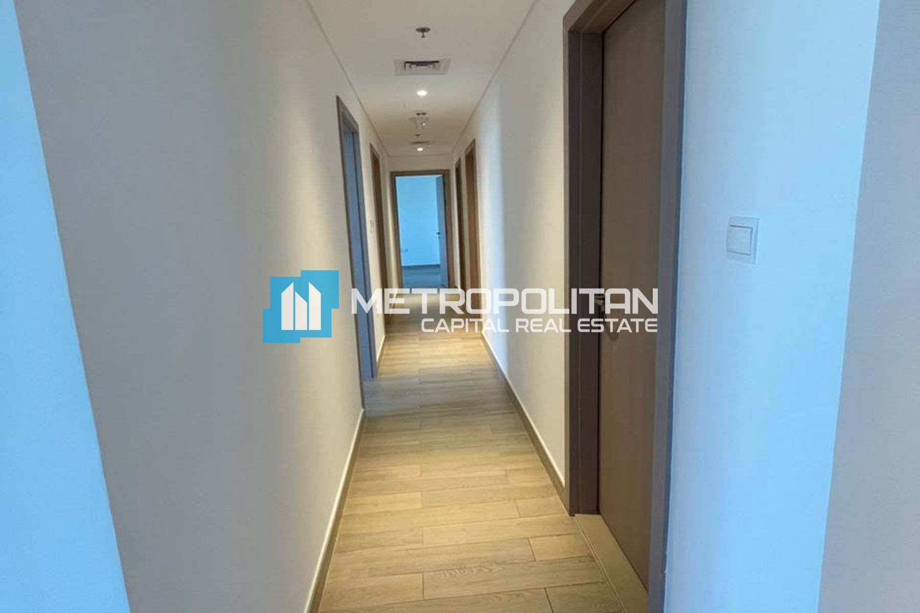 3BHK with Maid | Middle floor | Sea World View