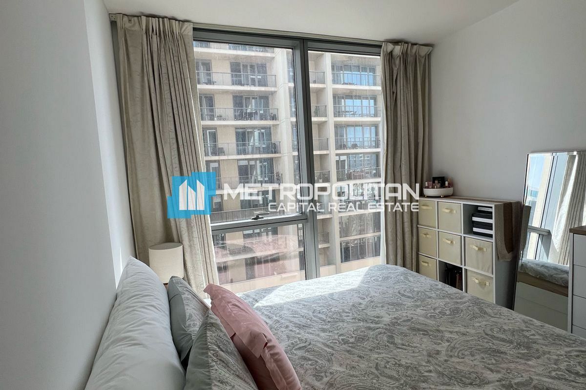 1BR w/ Balcony | Beach Access | Well Maintained