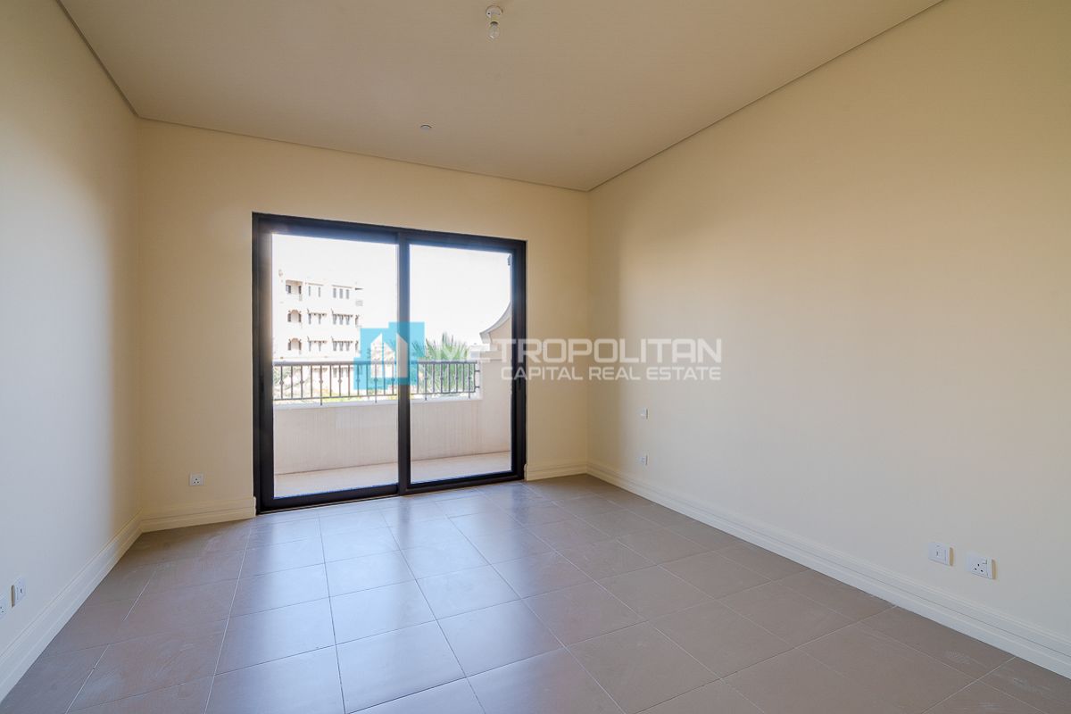 2BR Apartment for Sale in Saadiyat Beach Residences, Saadiyat Island - MCS-49028