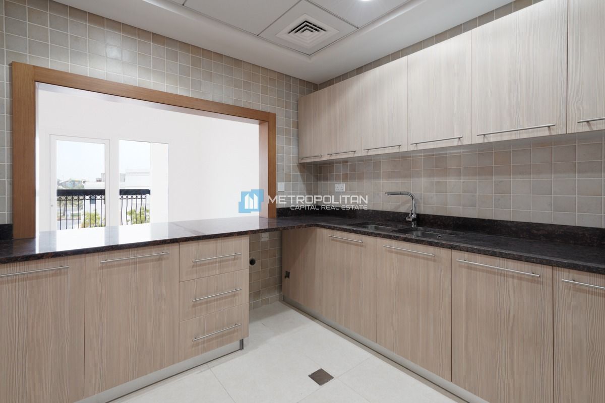 Full Golf & Sea View | High Floor | 3 BR w/ Maids