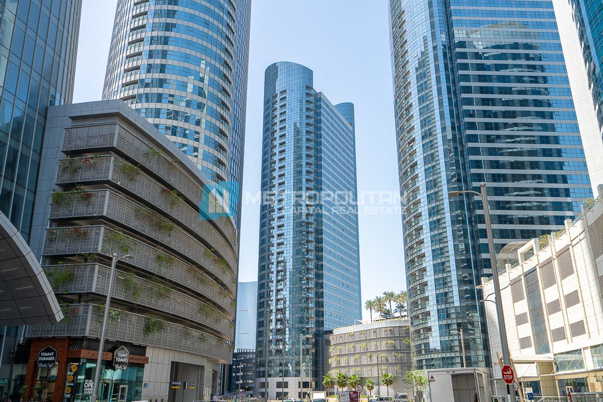 Luxury Furnished Office | Sea view |Prime Location