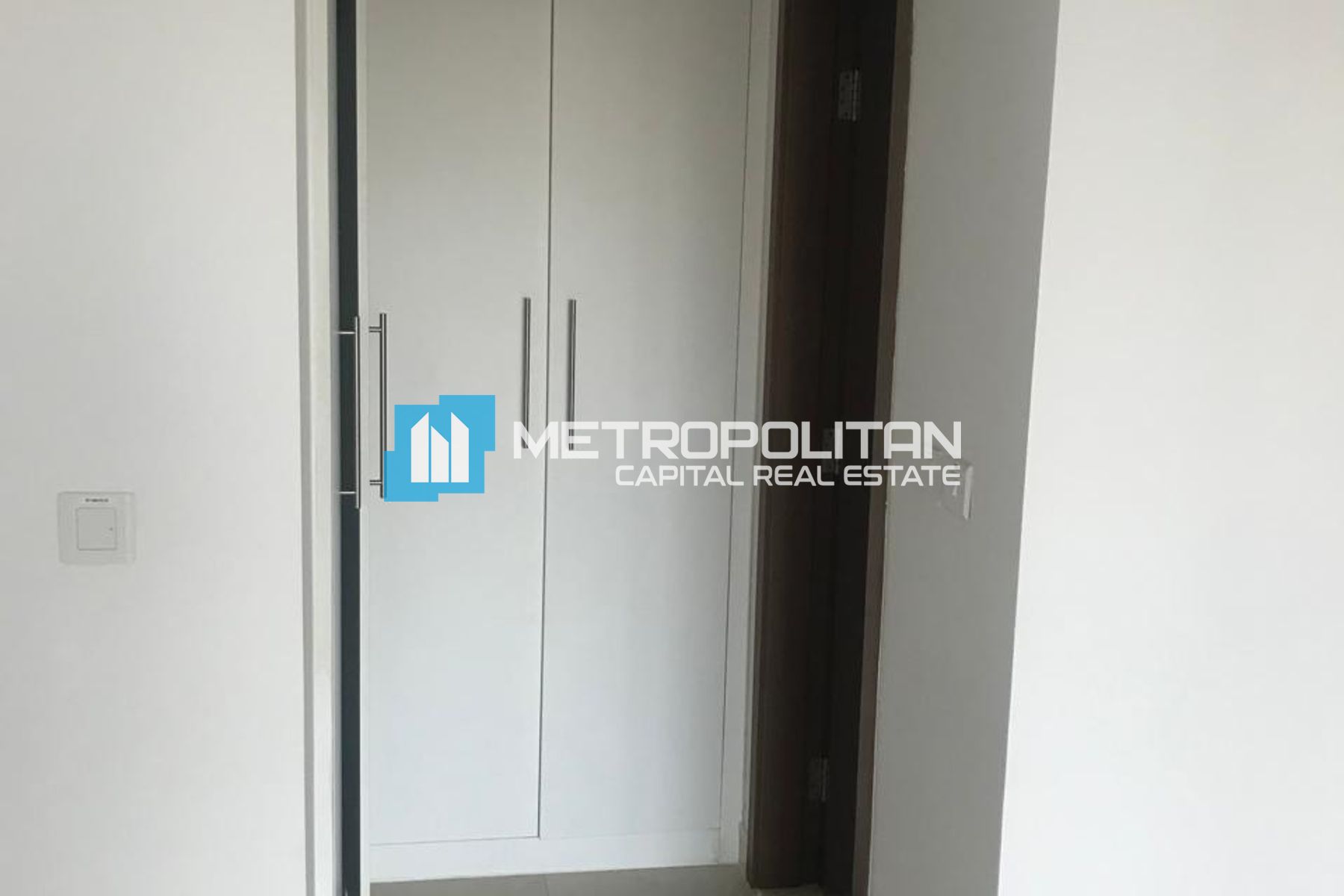 2 BHK with Balcony I Big Layout I Community View
