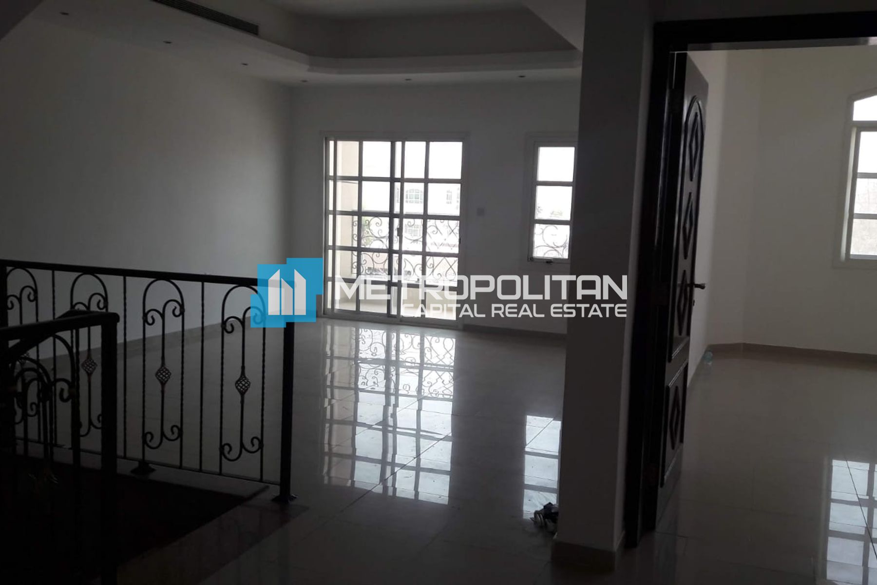 Compound | 4 Villas and 4 Apartments | Full Rented