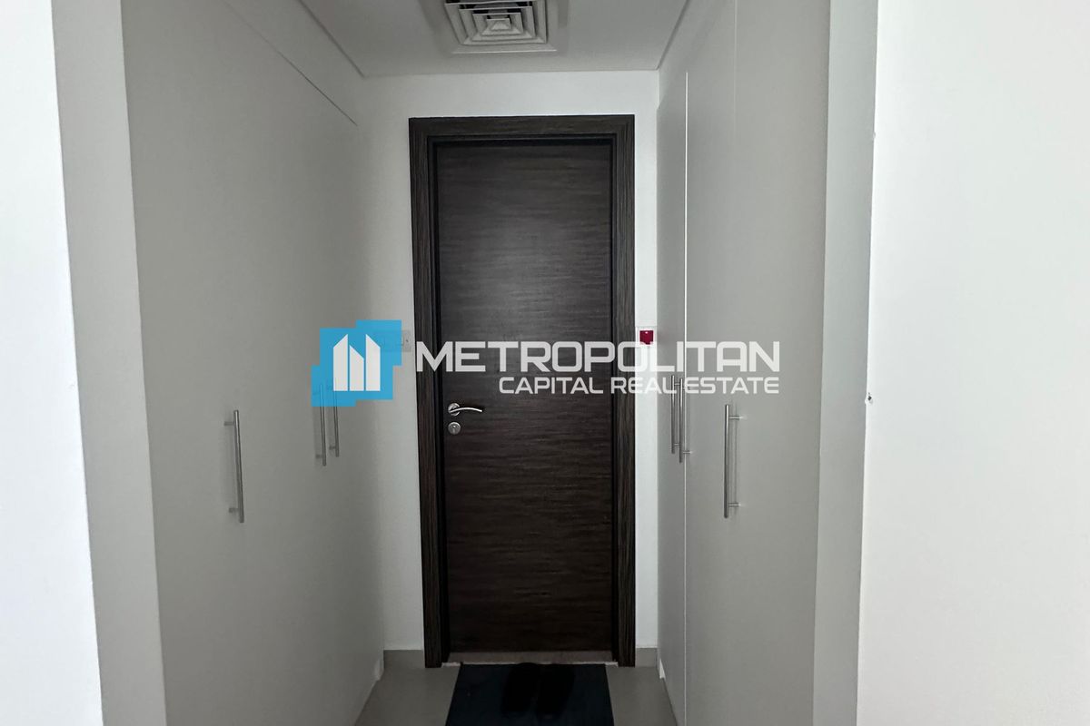 Single Row | High ROI | 2BR+Balcony | Laundry Area