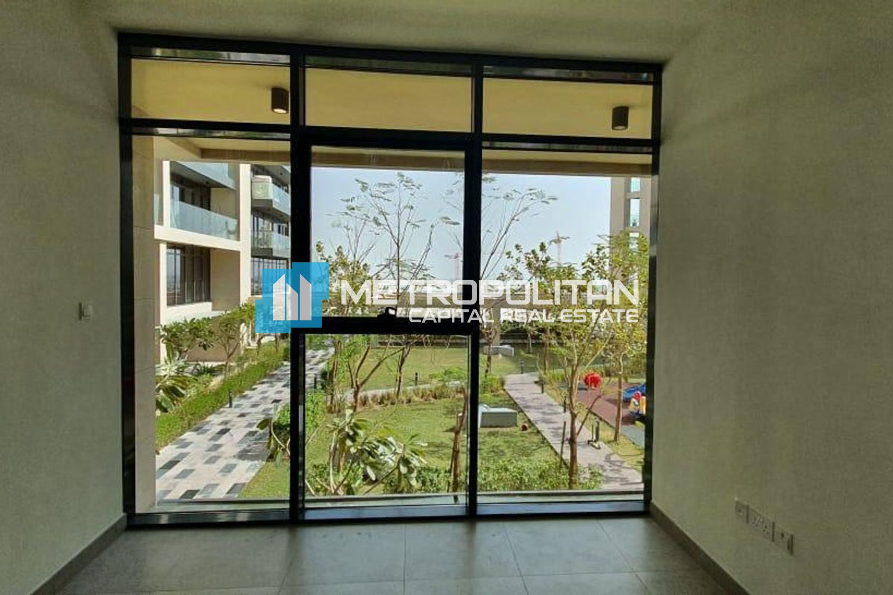 Corner Unit | 3 BR with Maids | Closed Kitchen