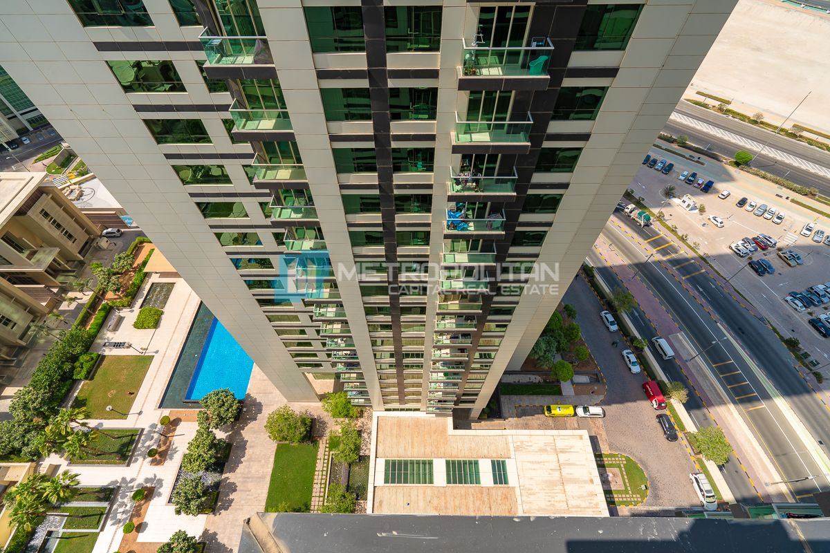 Partial Sea View | Renovated | Kitchen Appliances