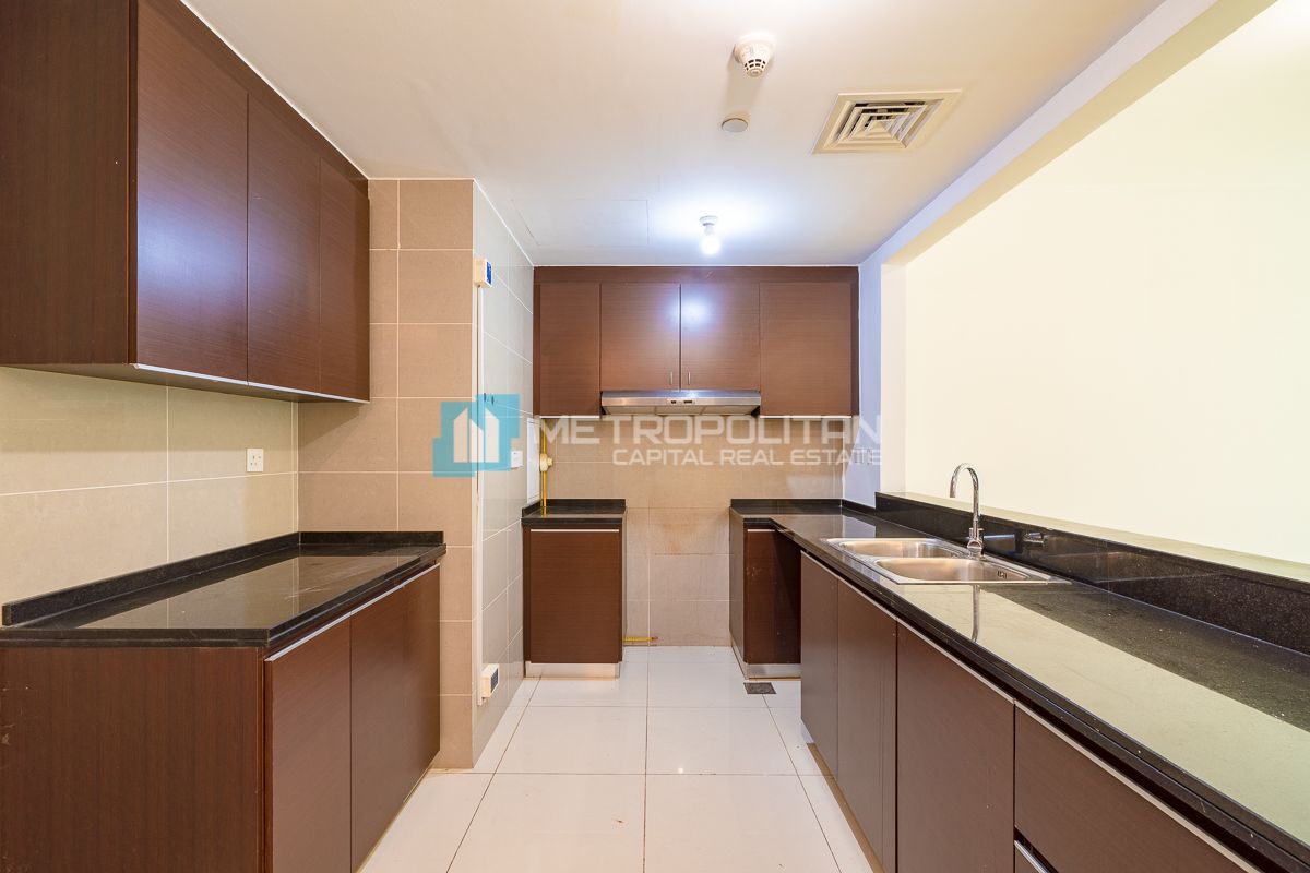 Partial Sea View | Renovated | Kitchen Appliances
