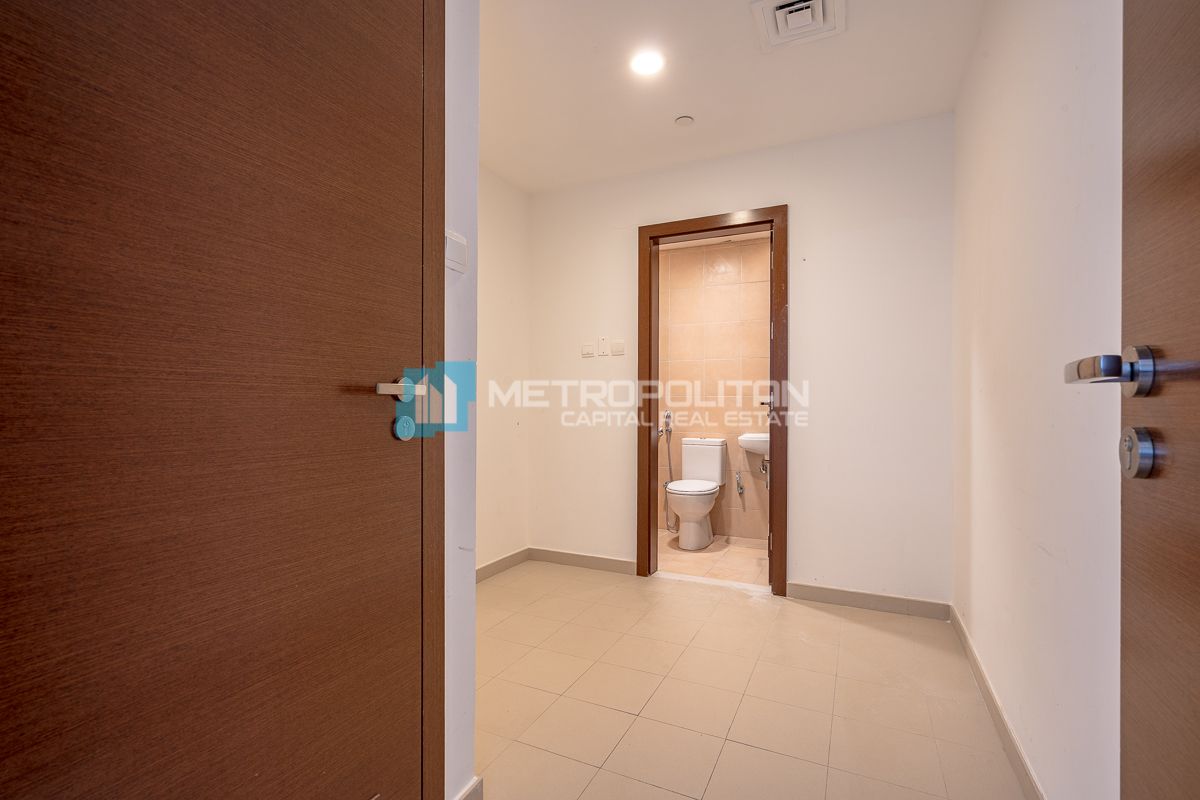 Modern 2BR| Study Room| Pool and Partial Sea View