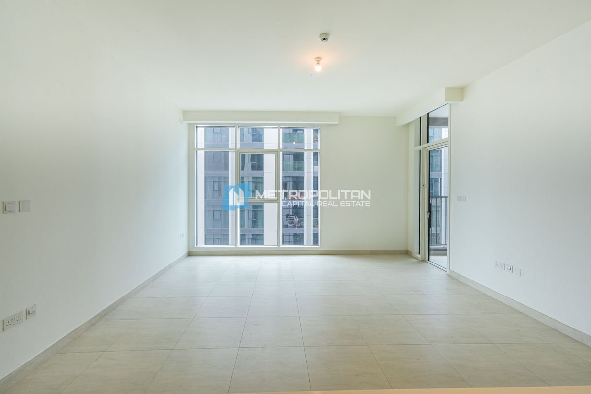 High Floor | 3BR with Balcony | Vacant Apartment