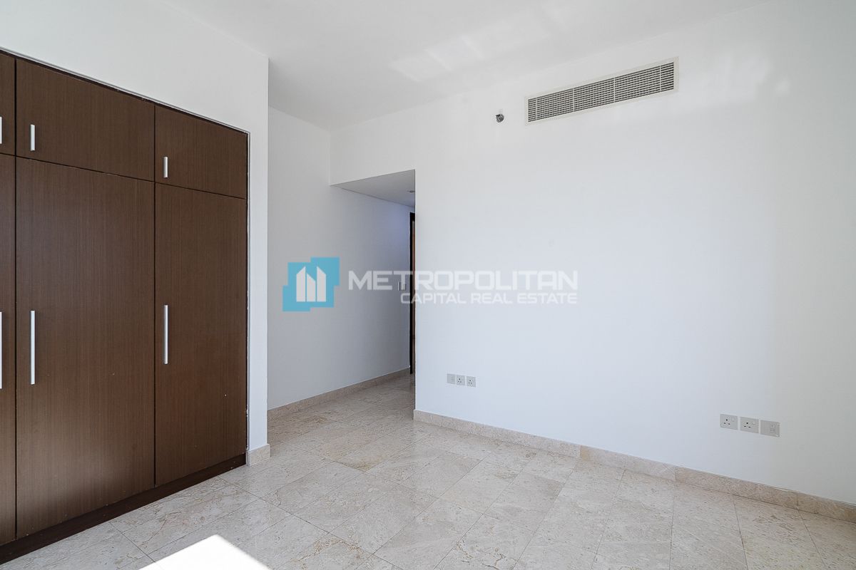 Spacious 3BR+Balcony | Prime Location | Great Deal